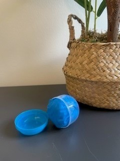 83005 eitjes overschoenautomaat gevuld