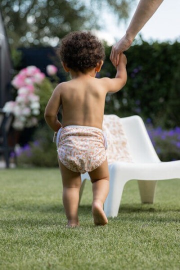 Duurzame zwemluier roar achter